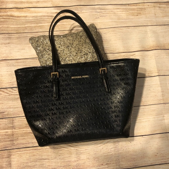 Michael kors purse - Picture 3 of 13